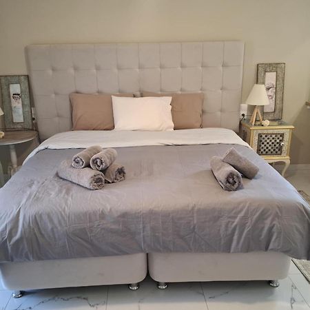 Eytyhias Yard Apartments In Poros Poros Town Zewnętrze zdjęcie