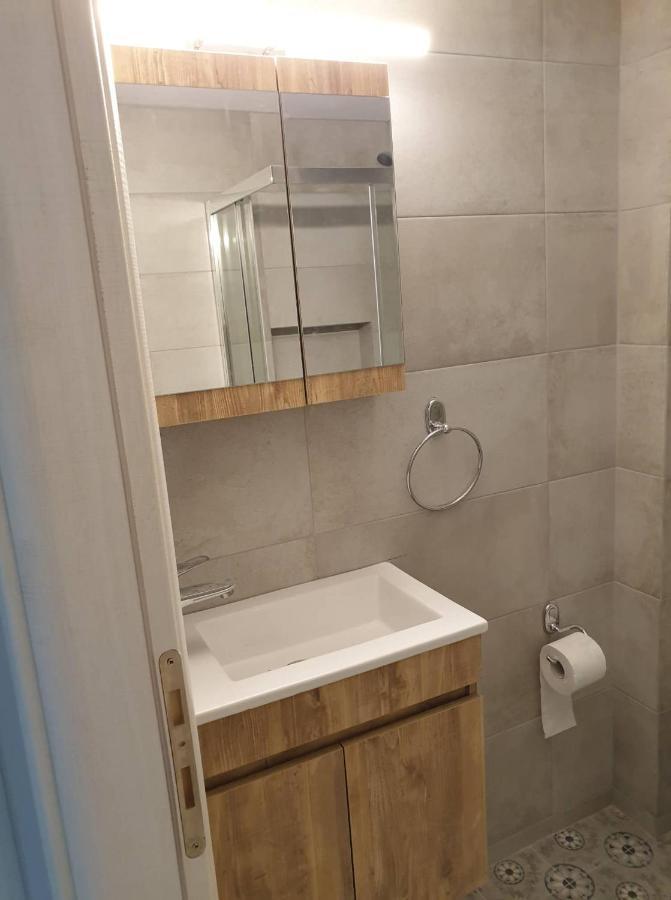 Eytyhias Yard Apartments In Poros Poros Town Zewnętrze zdjęcie